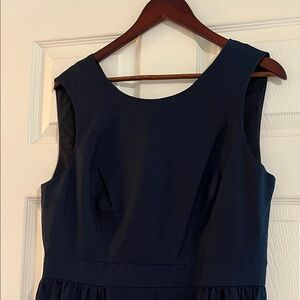 Elegant Navy Blue Sleeveless Dress